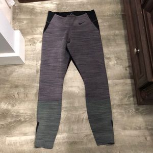 Nike workout leggings